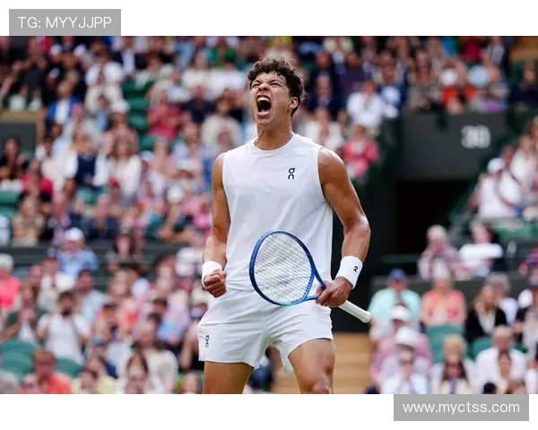 最新网球大满贯赛况分析：世界排名变化与新星崛起