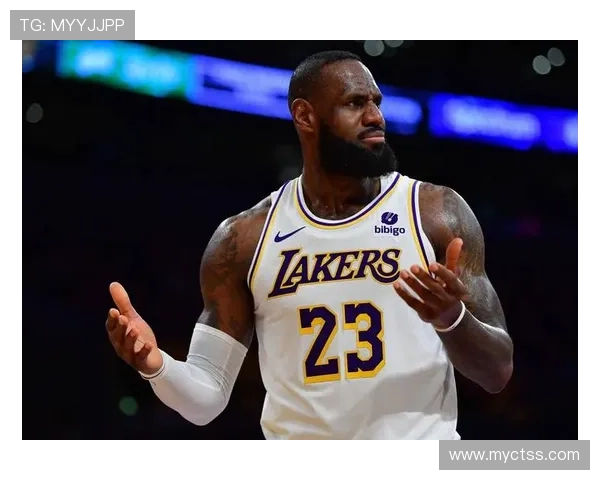 湖人逆转取胜詹姆斯砍下高分带队重燃季后赛席位争夺关键时刻希望